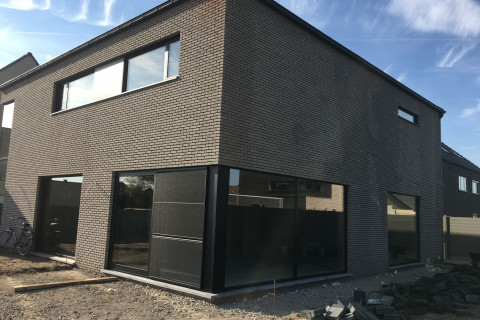 Aluminium ramen met vliegenraam