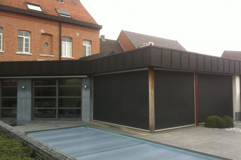 Screens in Merksplas